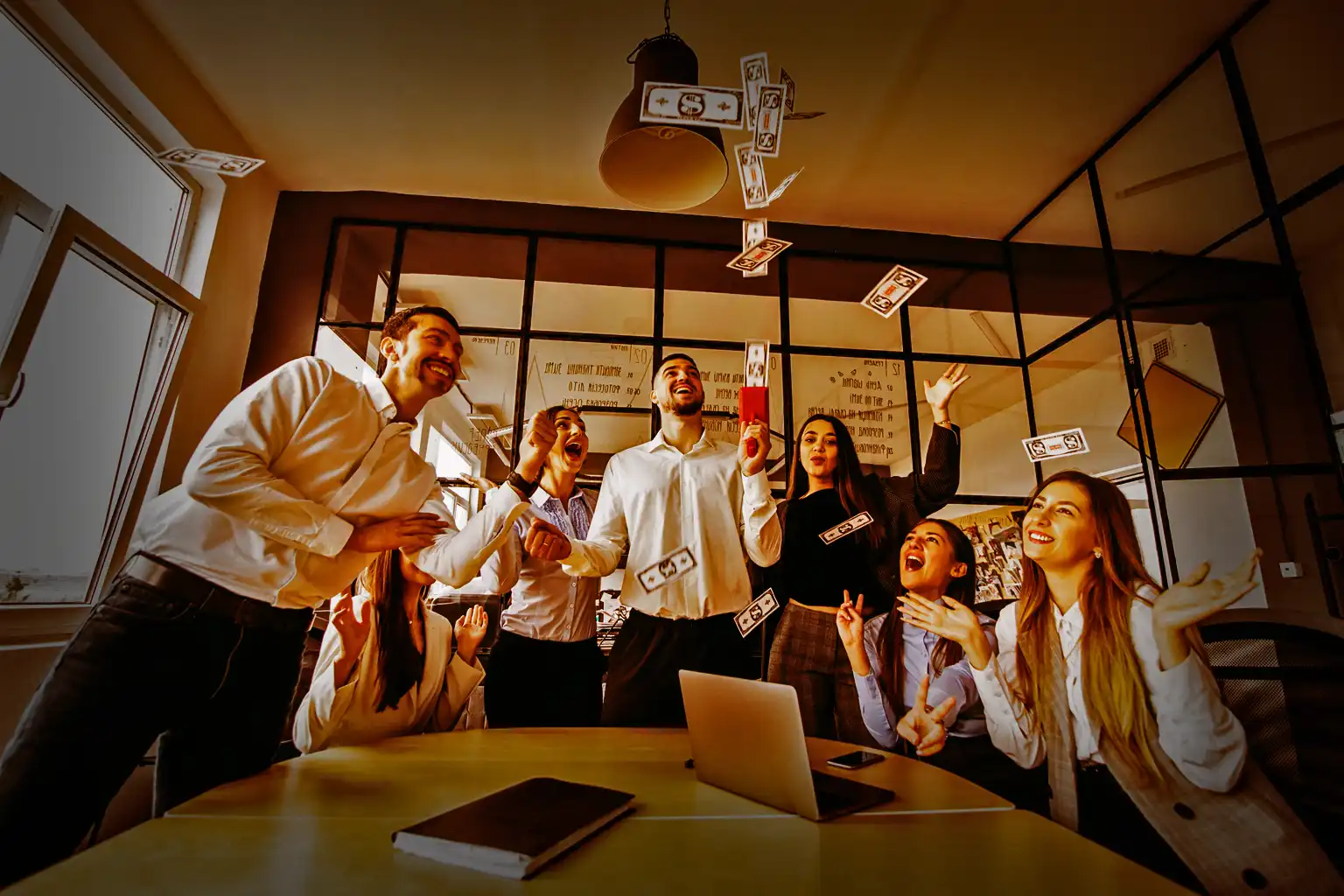 PIXON - Social Media Marketing Σέρρες & Θεσσαλονίκη - Digital Marketing Ελλάδα - Γιορτάζουμε τις επιτυχίες των πελατών μας